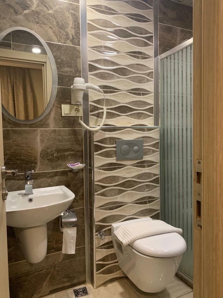 Venus Hotel Taksim Istanbul Exterior foto